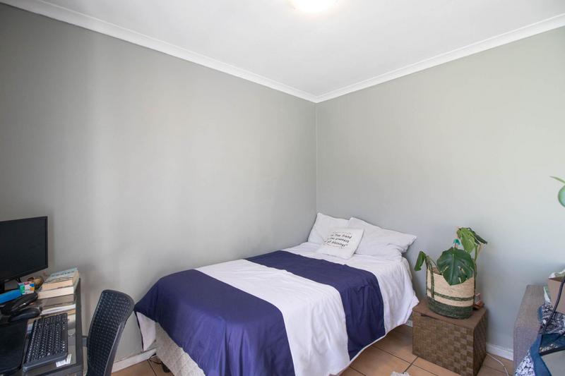1 Bedroom Property for Sale in Oakdale Western Cape